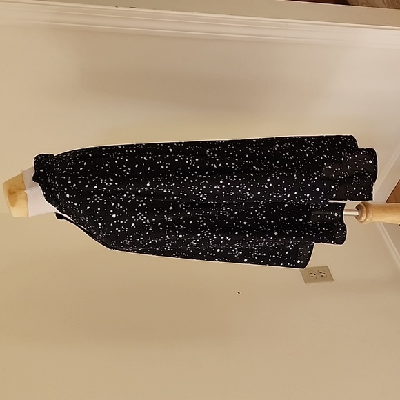 Terra &Sky SZ 0X/ 14W black multi long sleeve blouse. - Picture 3 of 9